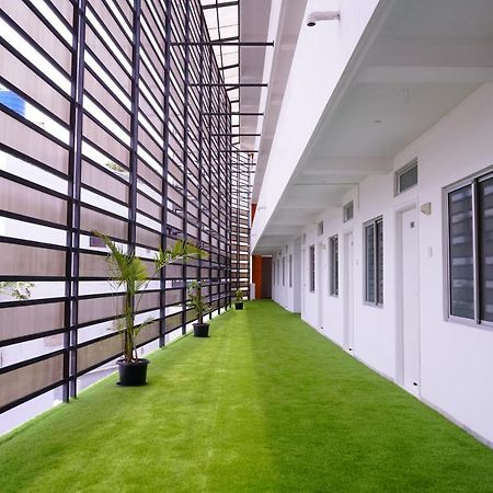 Hotel Nachas Coimbatore Bagian luar foto