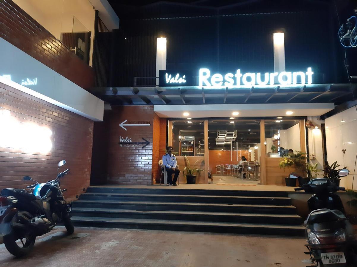 Hotel Nachas Coimbatore Bagian luar foto