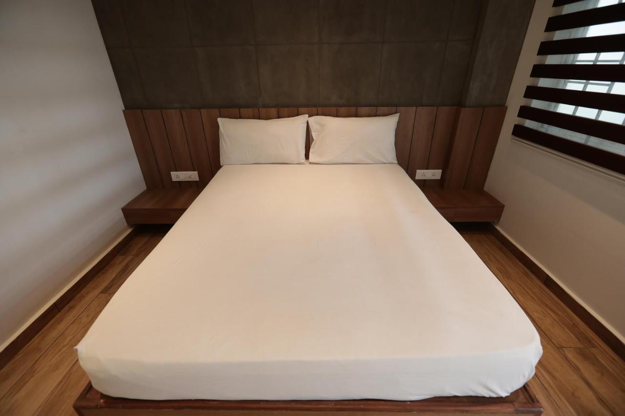 Hotel Nachas Coimbatore Bagian luar foto
